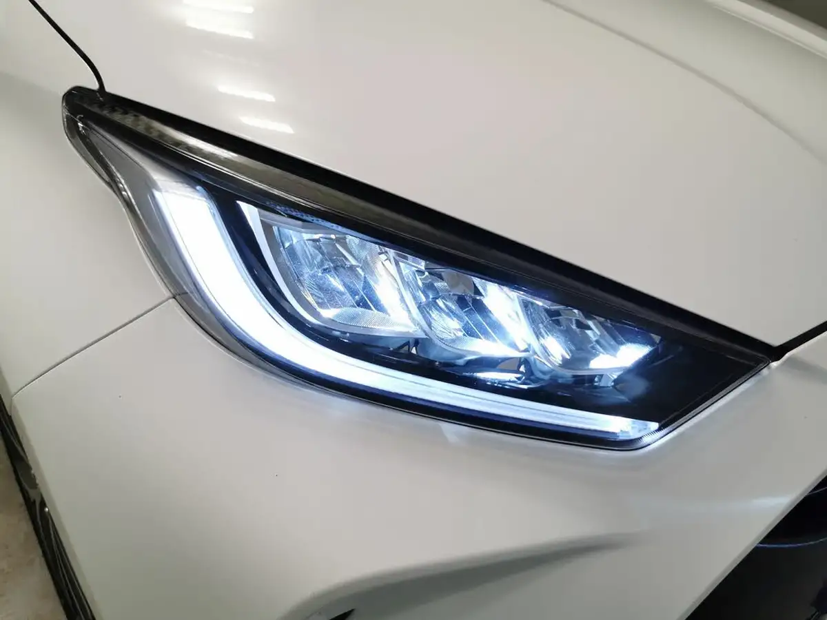 2020-toyota-yaris-15-vvt-i-excel-114bhp-1490cc-big-4