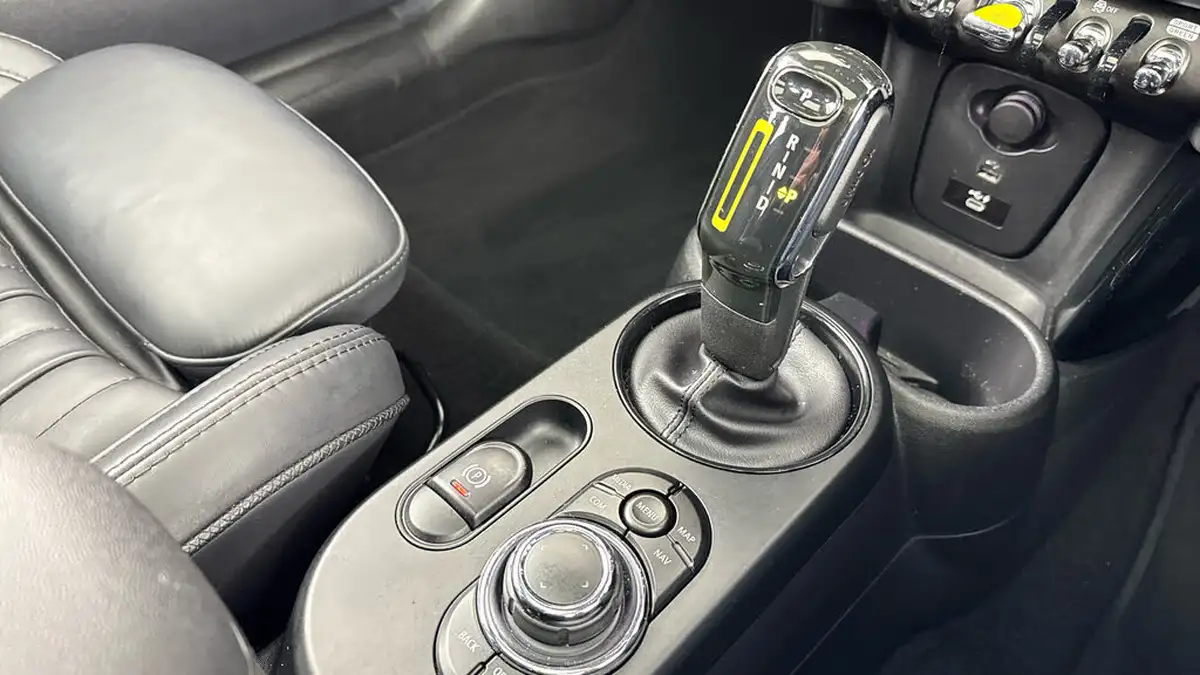 2021-mini-cooper-e-cooper-s-3-big-15