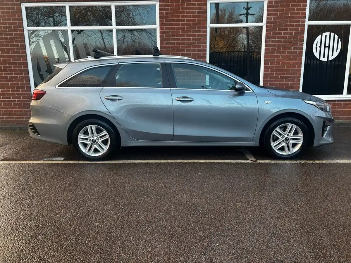 2021-kia-ceed-16crdi-2-nav-134bhp-48v-mhev-sportswagon-big-1