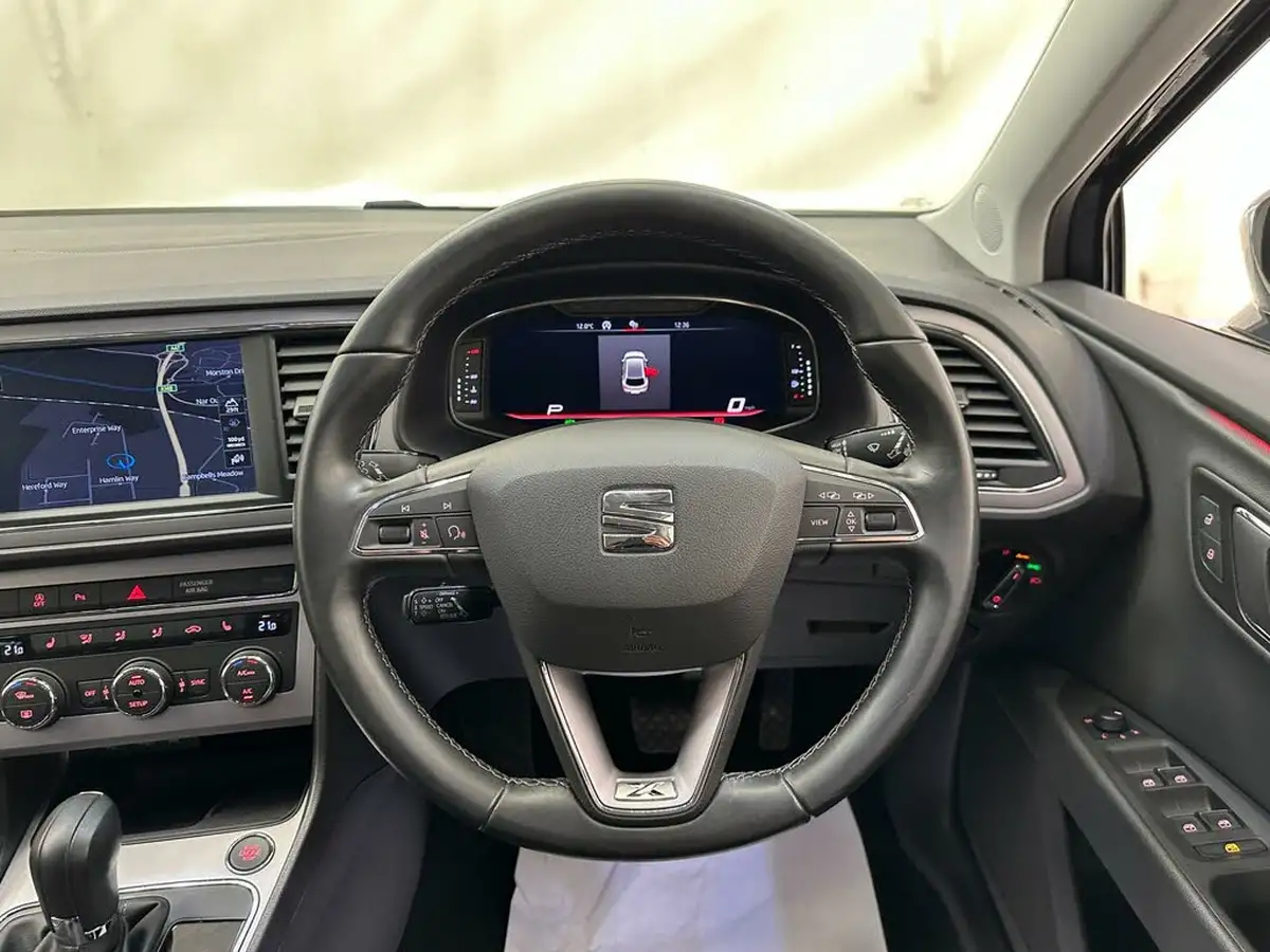 2019-seat-leon-20-tsi-xcellence-lux-hatchback-big-20