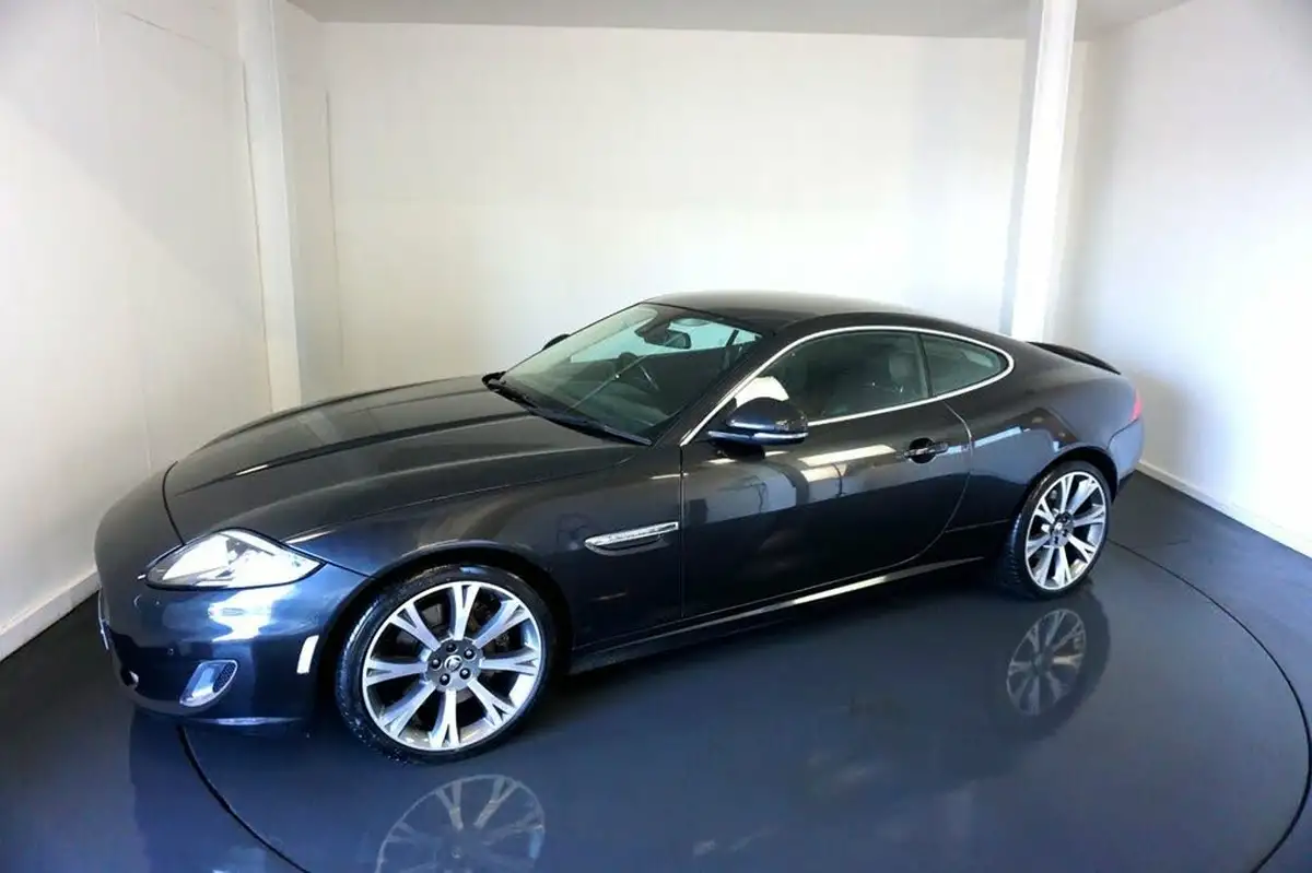 2013-jaguar-xk-50-portfolio-coupe-big-2