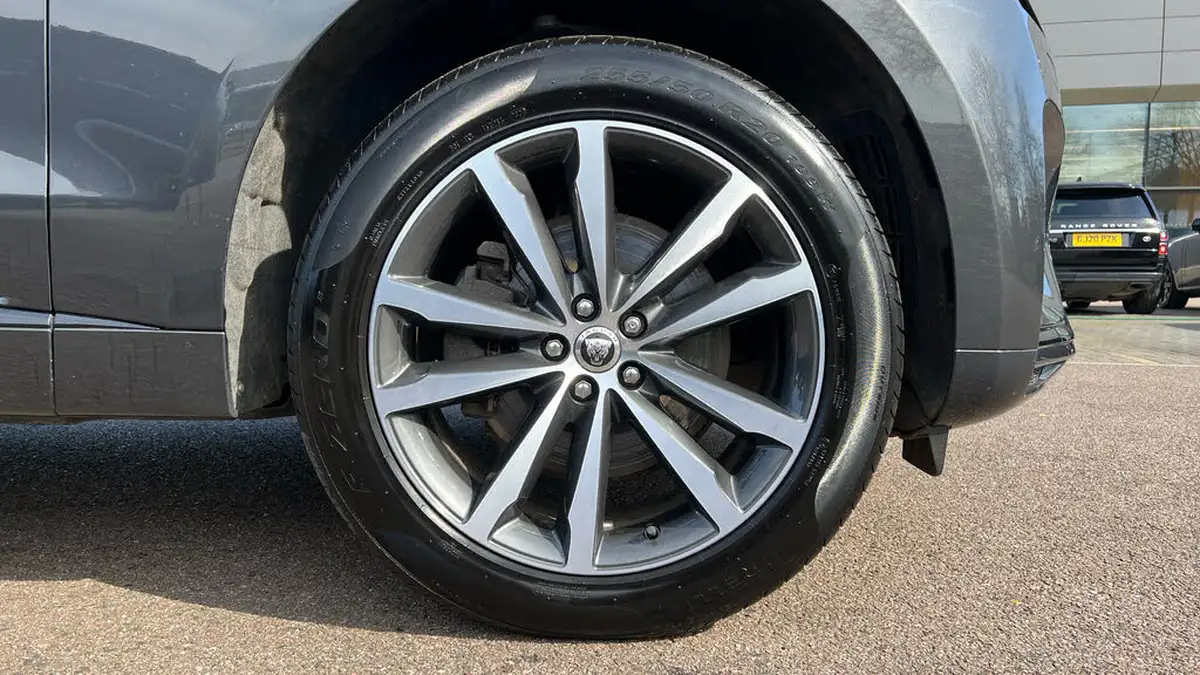 2023-jaguar-f-pace-20-d200-r-dynamic-se-black-big-7
