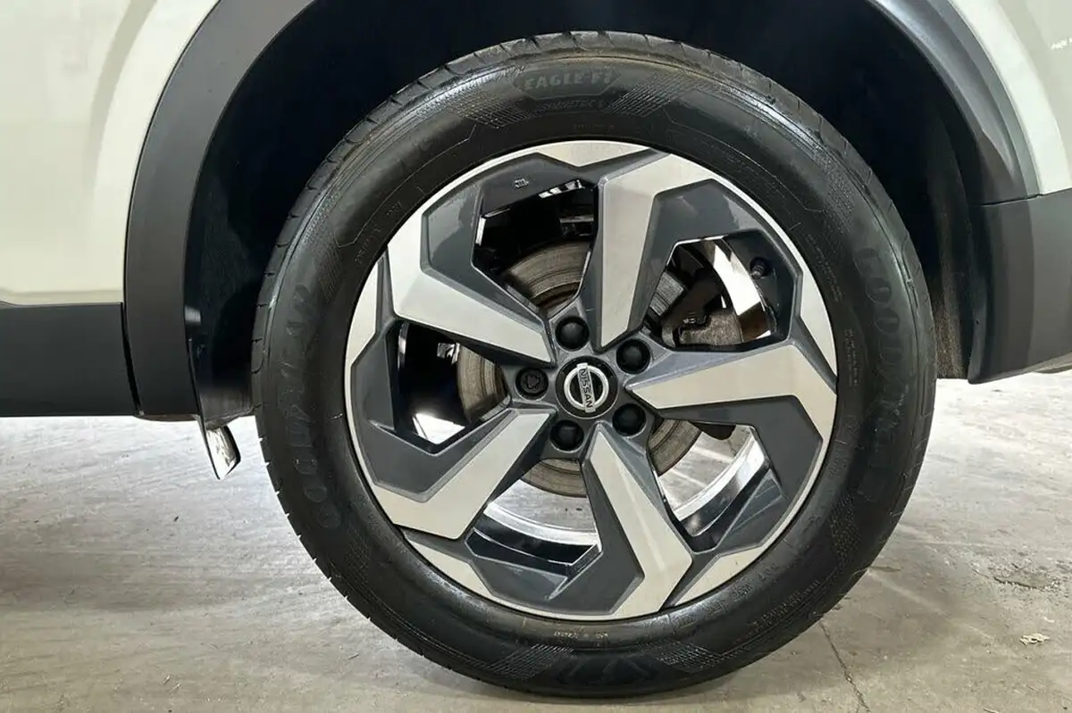 2021-nissan-qashqai-13-dig-t-n-connecta-160ps-auto-big-13