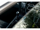 2016-porsche-cayman-718-20-small-10