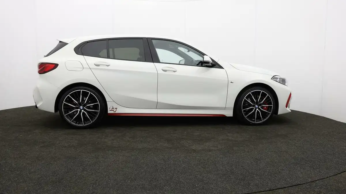 2024-bmw-1-series-20-128ti-lcp-big-36