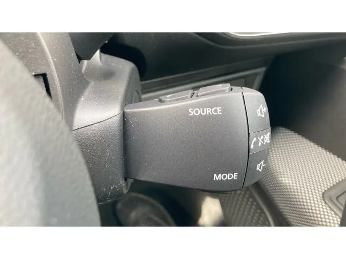 2022-dacia-sandero-10-tce-comfort-90bhp-cvt-big-24