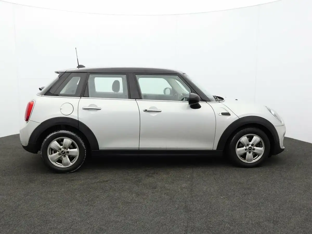 2018-mini-cooper-15-cooper-series-ii-ss-hatchback-5d-auto-big-11