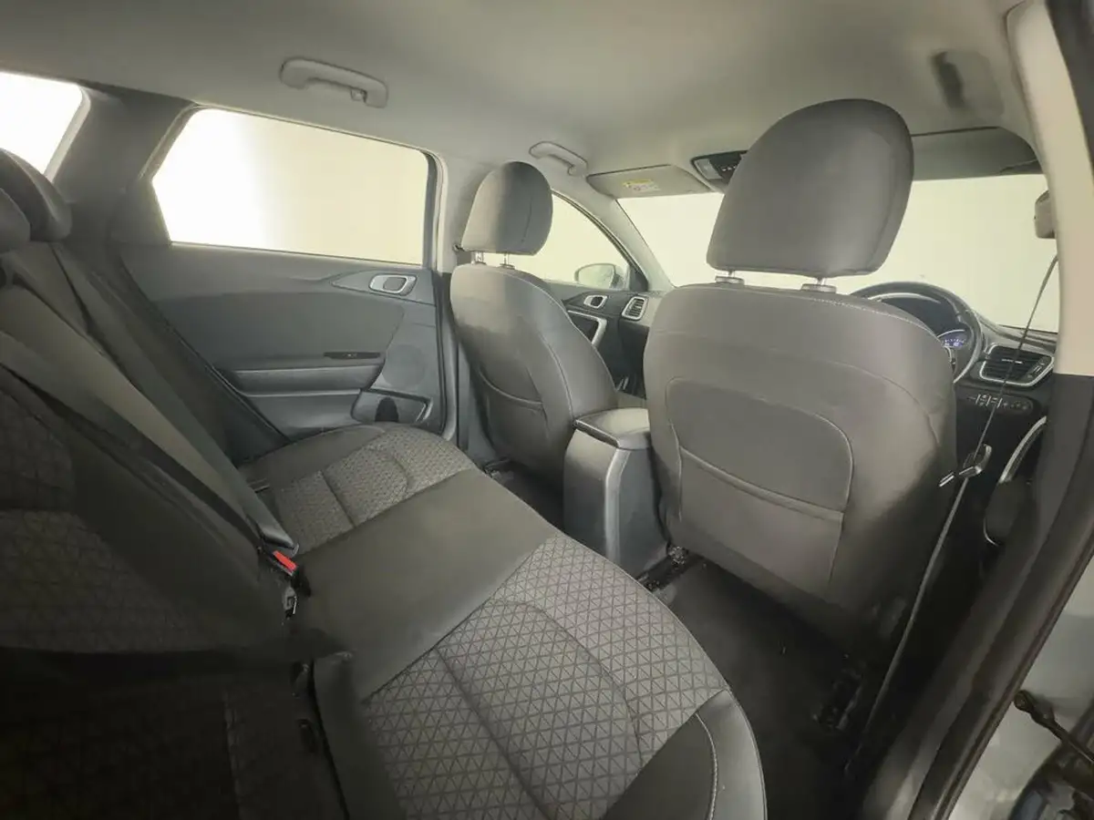 2021-kia-ceed-16crdi-2-nav-134bhp-48v-mhev-sportswagon-big-17