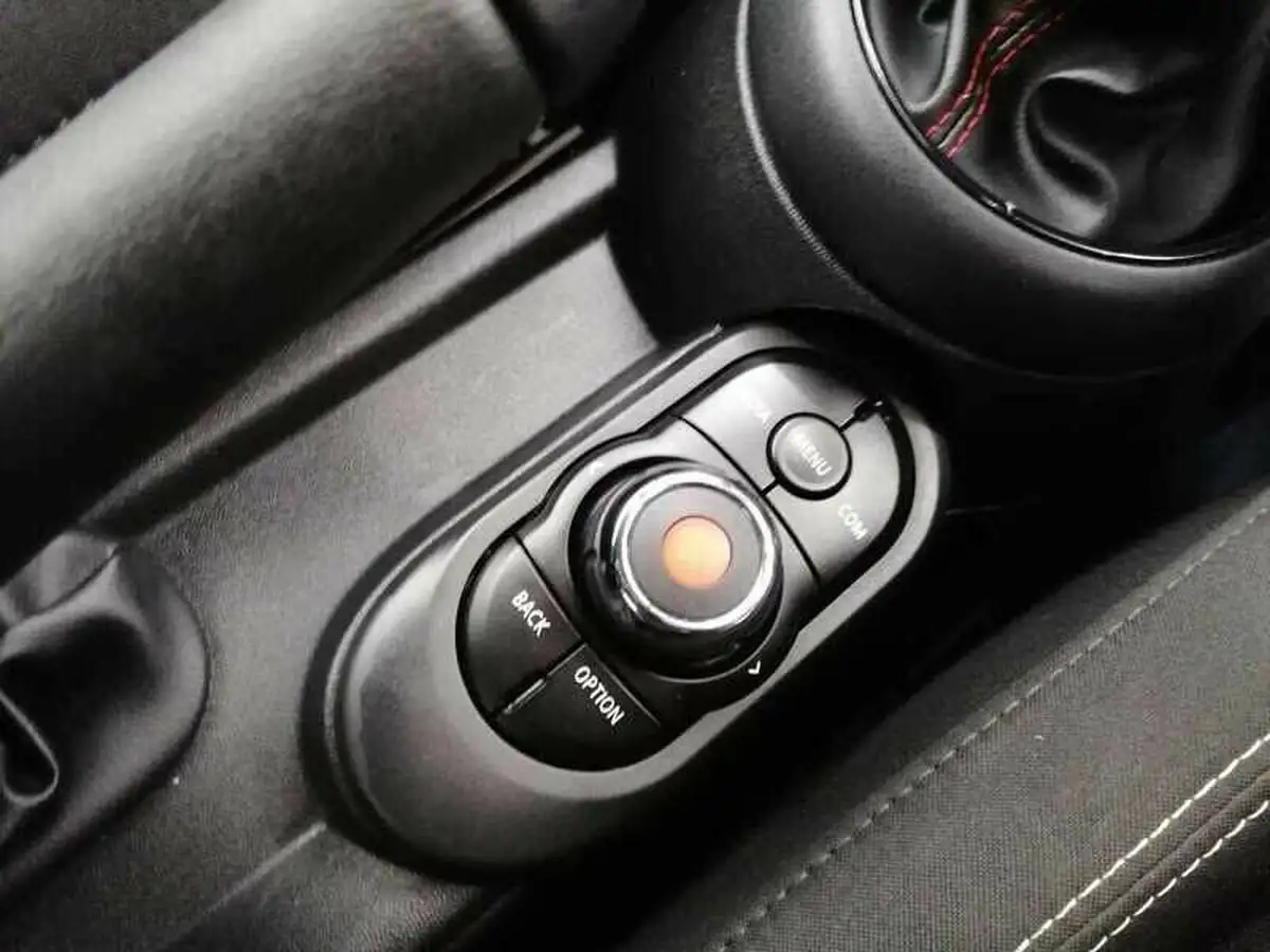 2019-mini-cooper-15-cooper-sport-hatchback-3d-big-22