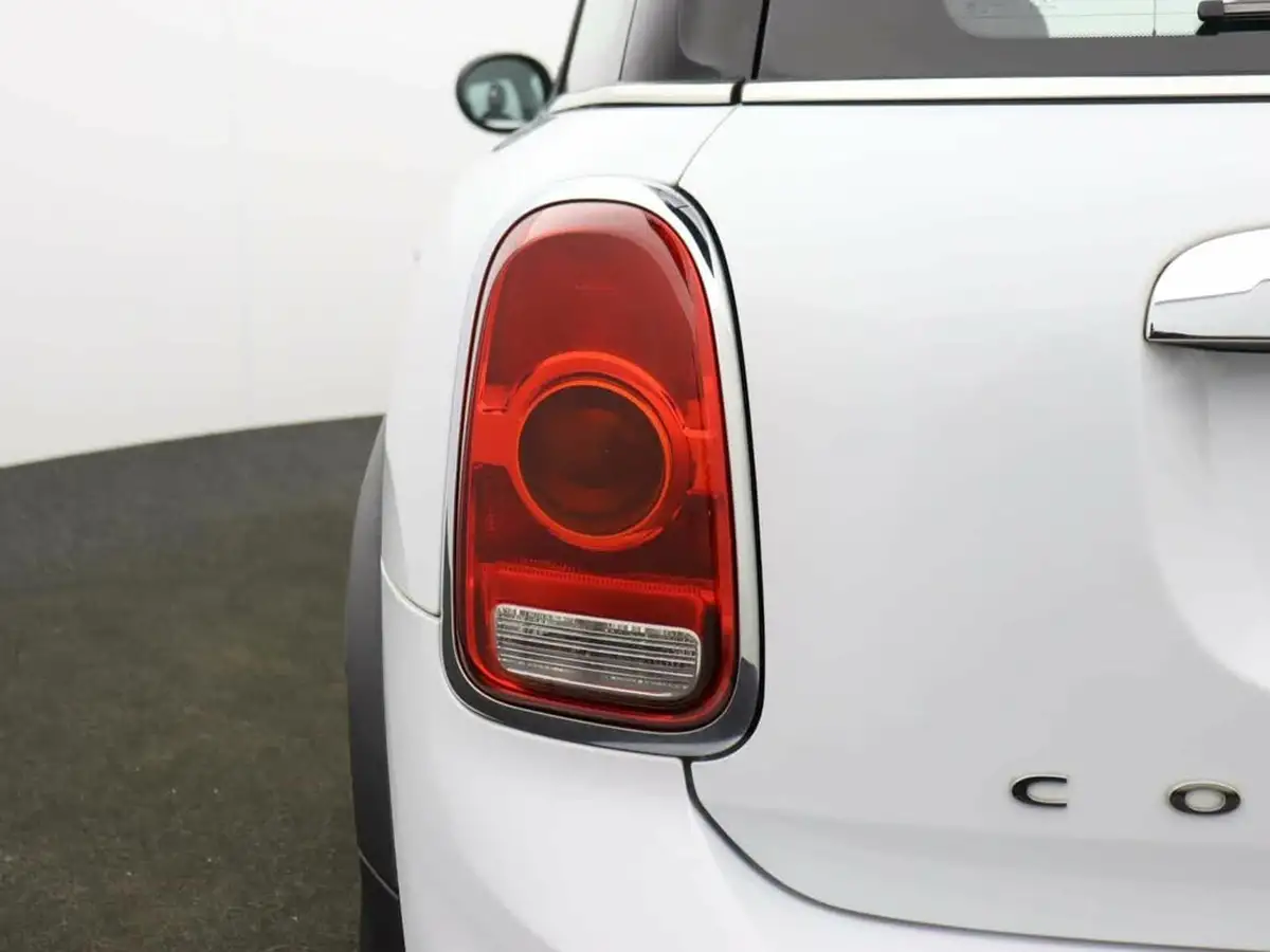 2020-mini-countryman-15-cooper-exclusive-big-49