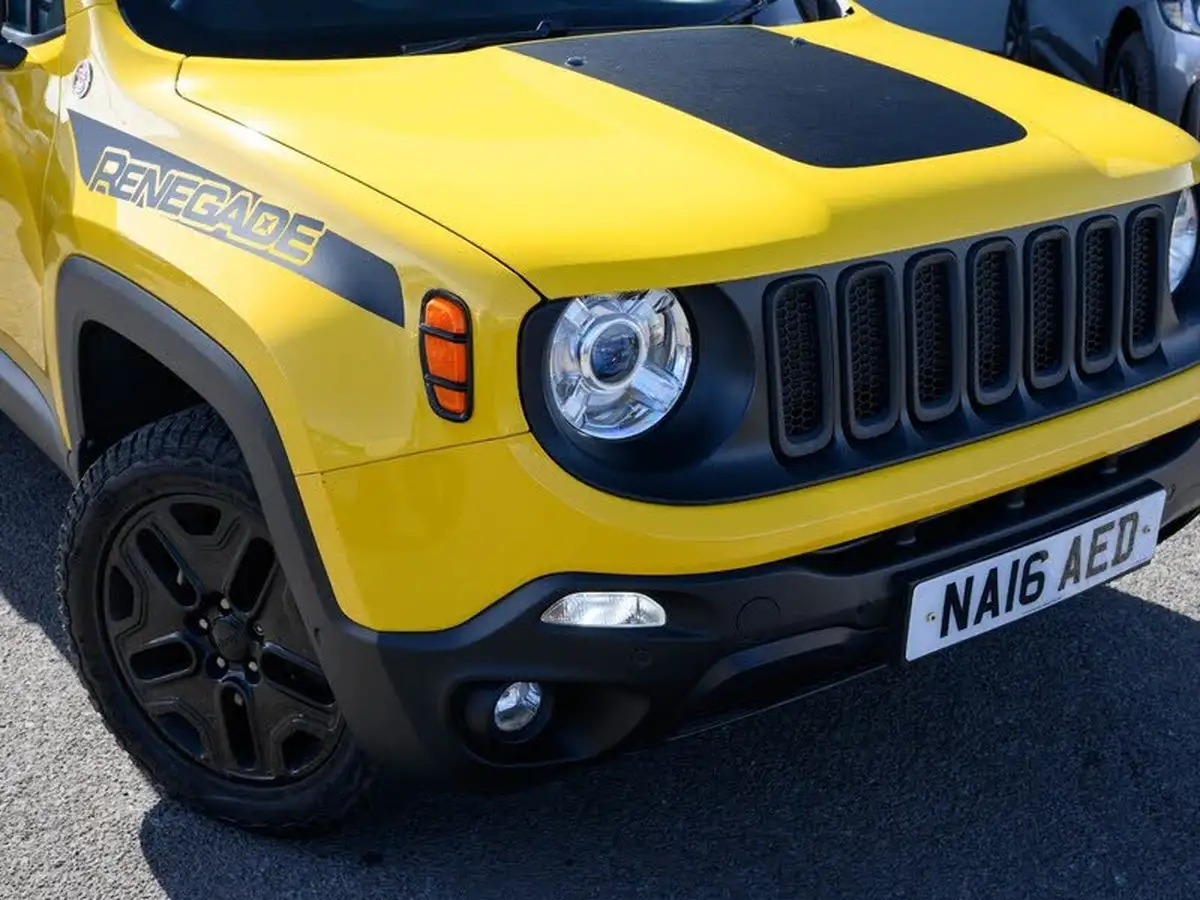 2016-jeep-renegade-20multijet-ii-trailhawk-big-1