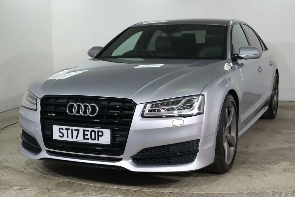2017-audi-a8-30tdi-quattro-black-edition-big-2