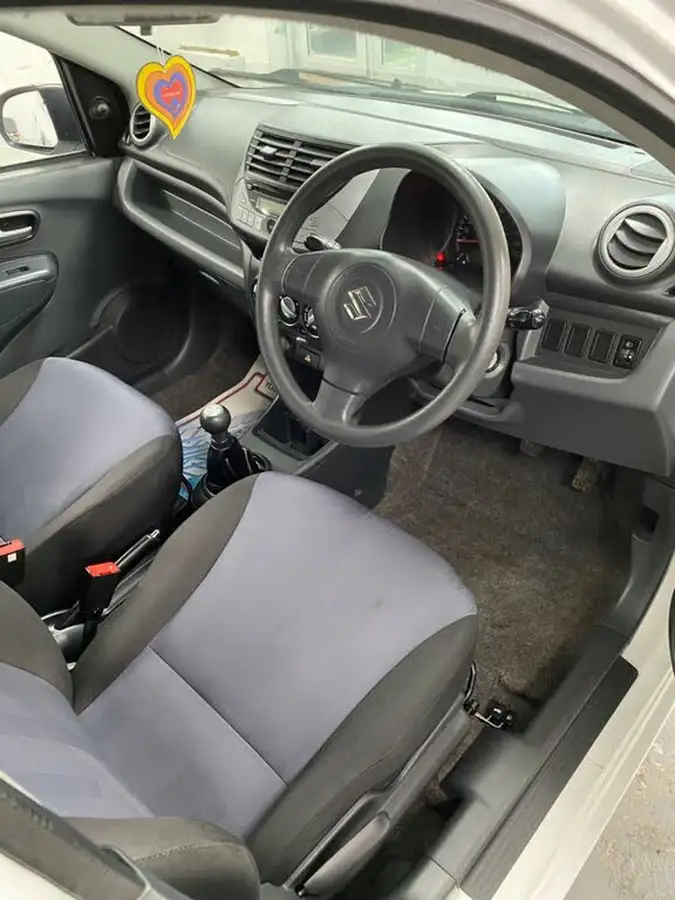 2013-suzuki-alto-10-sz-big-10