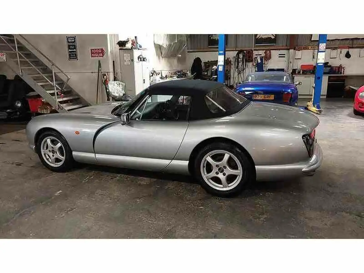 1998-tvr-chimaera-40-big-10