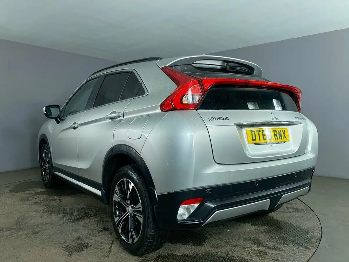 2019-mitsubishi-eclipse-cross-15-3-big-5
