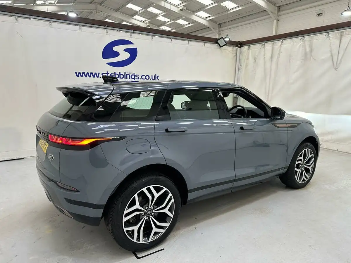 2021-land-rover-range-rover-evoque-15-p300e-r-dynamic-hse-big-5