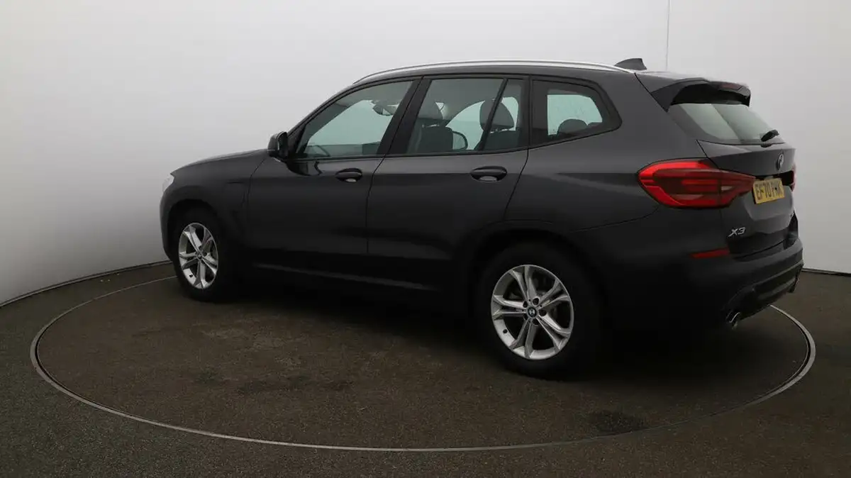 2021-bmw-x3-20-xdrive-30e-se-big-33