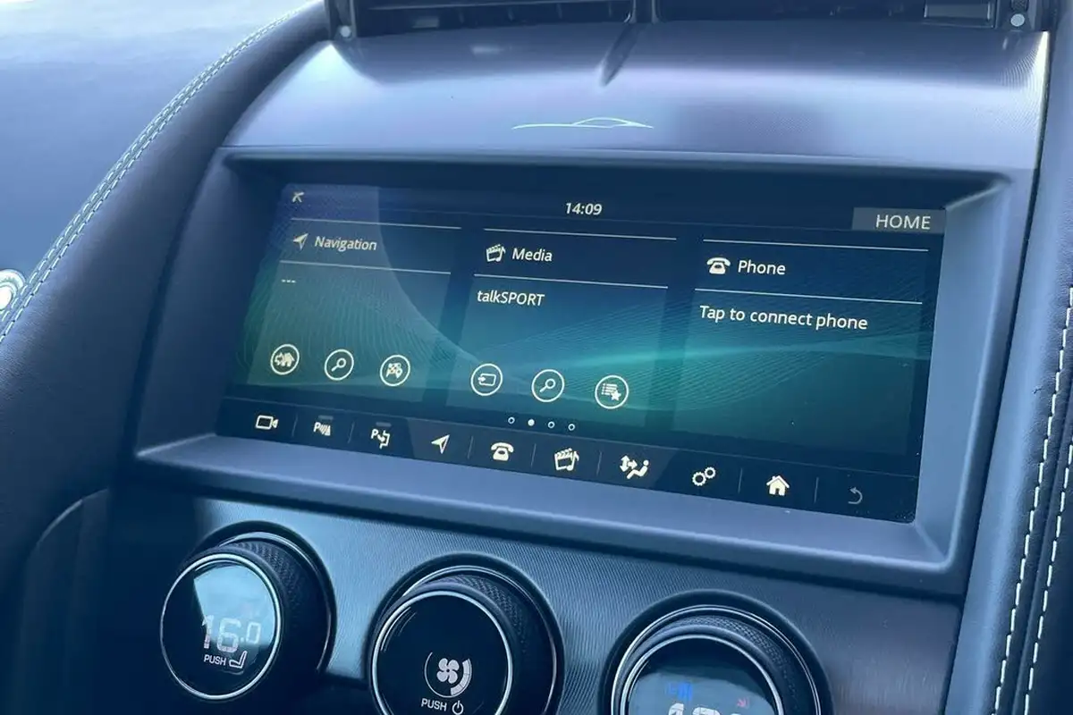 2023-jaguar-f-type-50-v8-p575-r-75-coupe-big-32