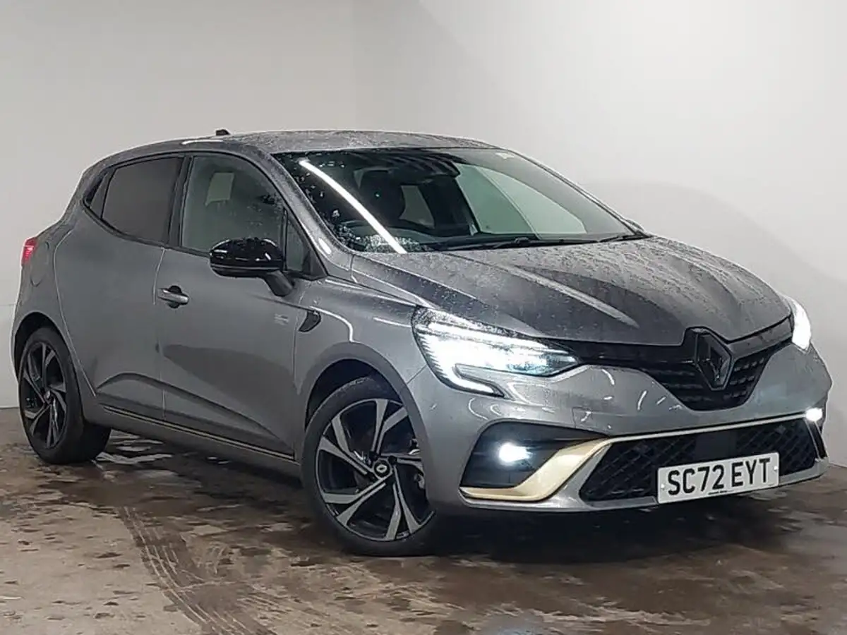 2023-renault-clio-16-engineered-big-0
