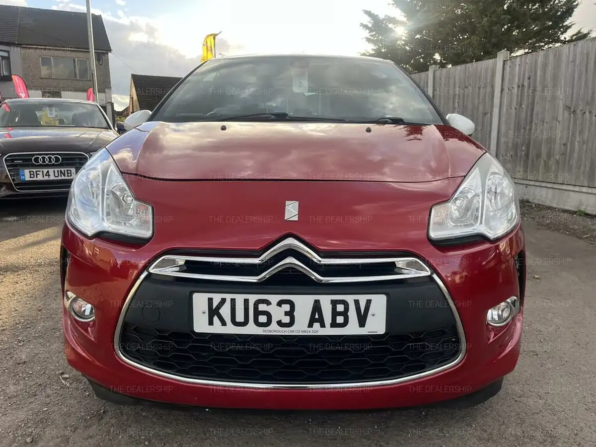 2013-citroen-ds3-16e-hdi-dstyle-plus-airdream-big-8