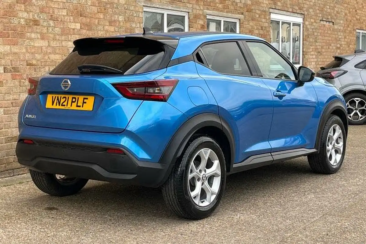 2021-nissan-juke-10-dig-t-n-connecta-dct-big-3