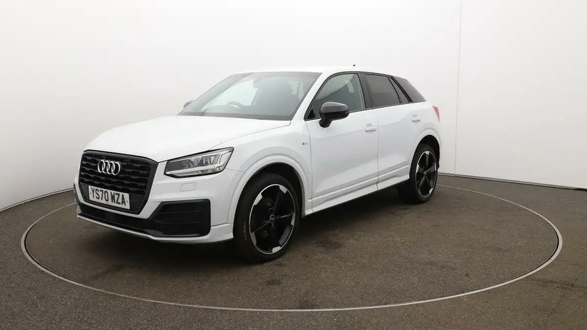 2020-audi-q2-15-35-tfsi-black-edition-1495cc-big-3