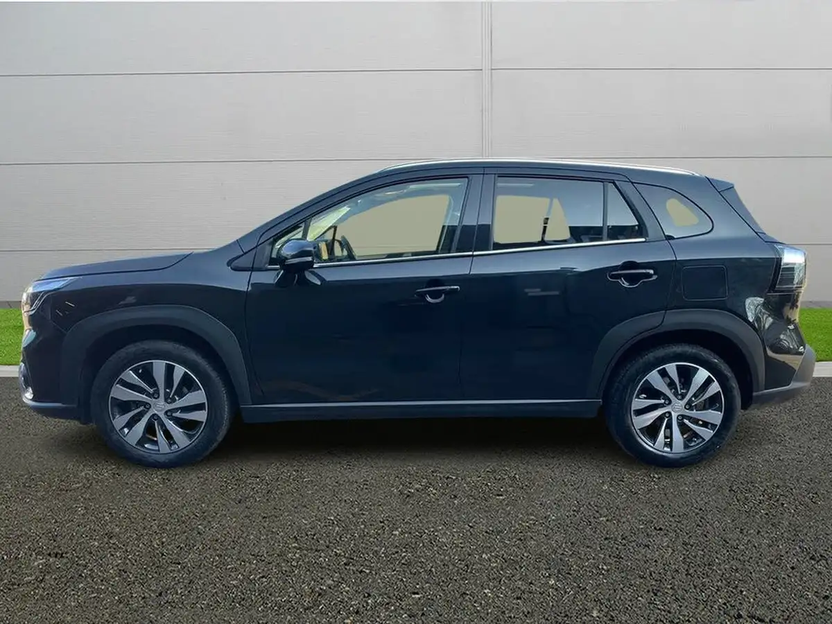 2022-suzuki-s-cross-15-ultra-big-3