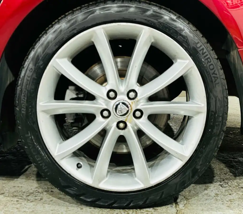 2012-jaguar-xf-22td-premium-luxury-190ps-saloon-4d-auto-big-22