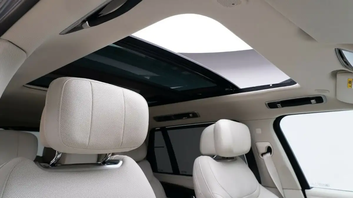 2024-land-rover-range-rover-30-d350-autobiography-7-seatlwb-big-28