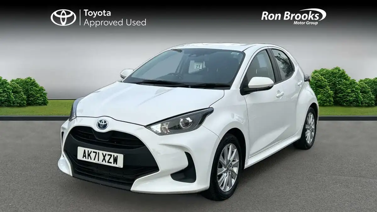 2022-toyota-yaris-15-vvt-i-icon-big-2