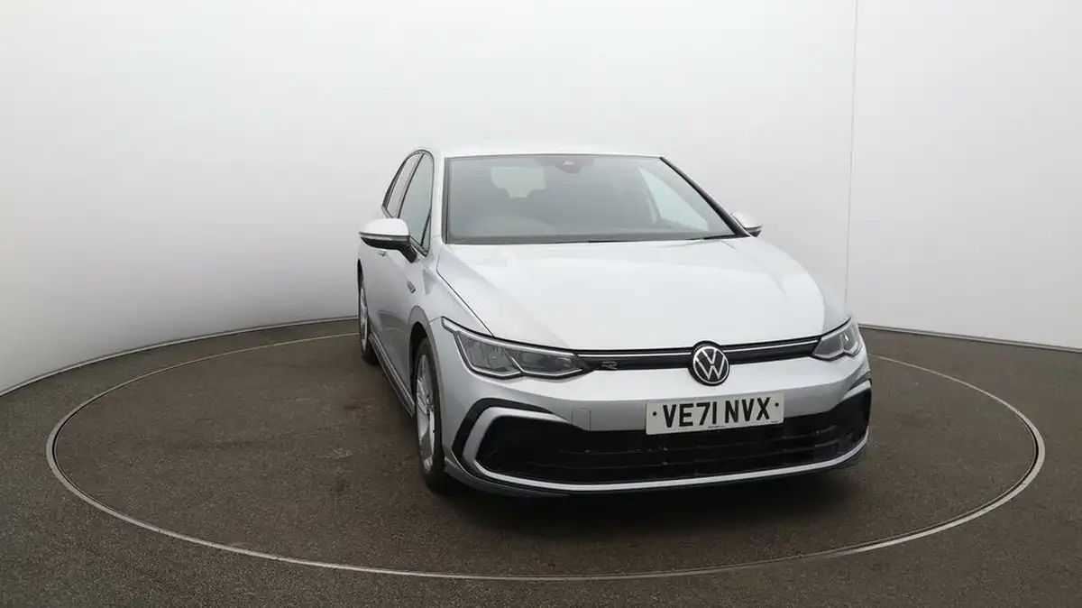 2022-volkswagen-golf-15-etsi-r-line-150ps-hatchback-big-33