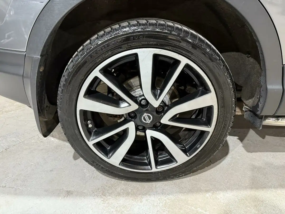 2015-nissan-qashqai-16dci-tekna-4x4-glass-roof-big-53