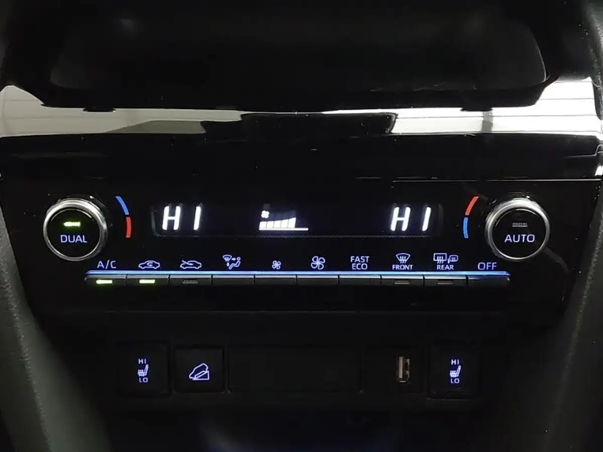 2022-toyota-yaris-cross-15-vvt-i-dynamic-awd-i-big-16