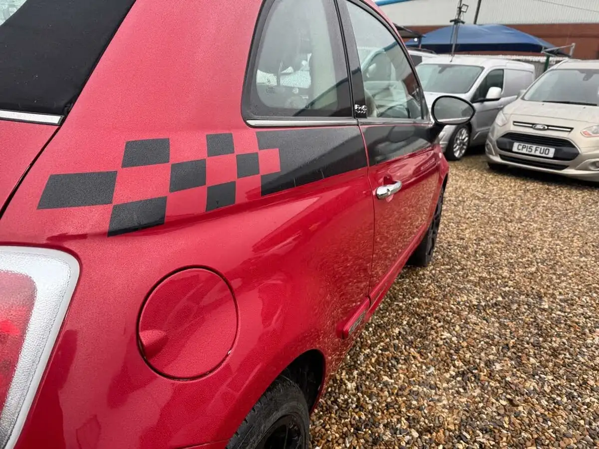 2010-fiat-500c-12-lounge-big-66