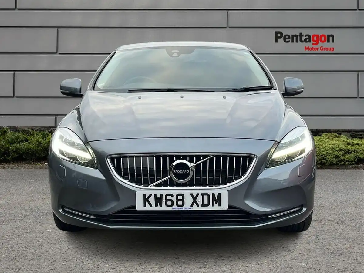 2019-volvo-v40-15-t3-inscription-big-12