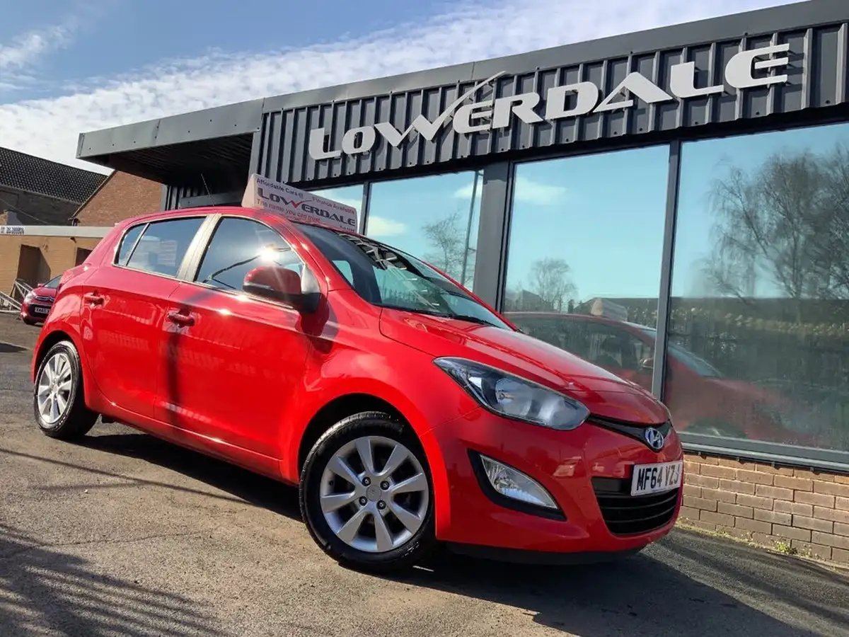 2014-hyundai-i20-12-active-5d-big-7
