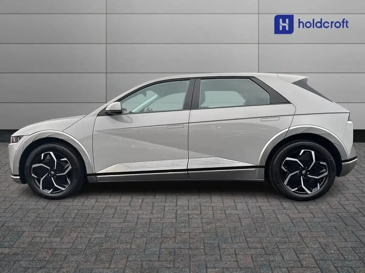 2024-hyundai-ioniq-5-e-premium-325ps-77kwh-awd-big-6
