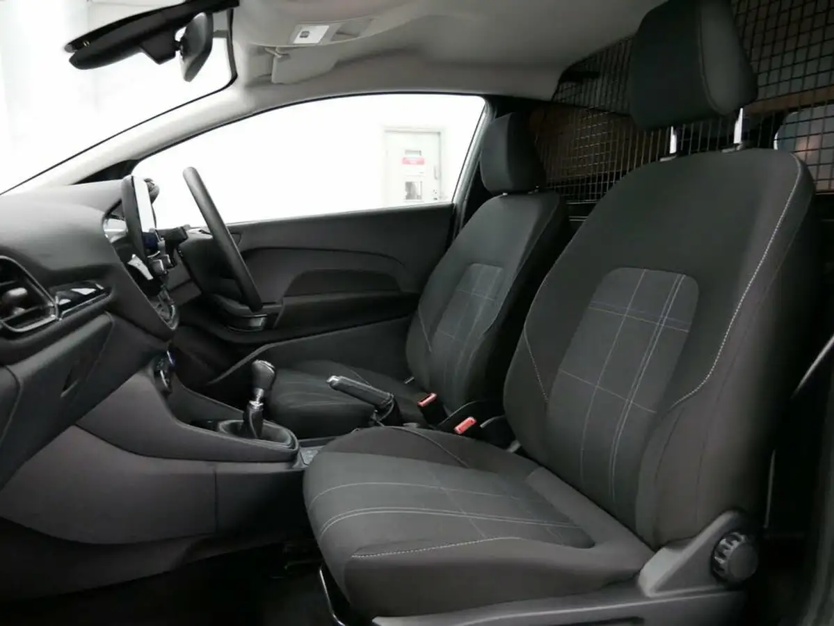 2020-ford-fiesta-15tdci-85pseu6dt-big-3
