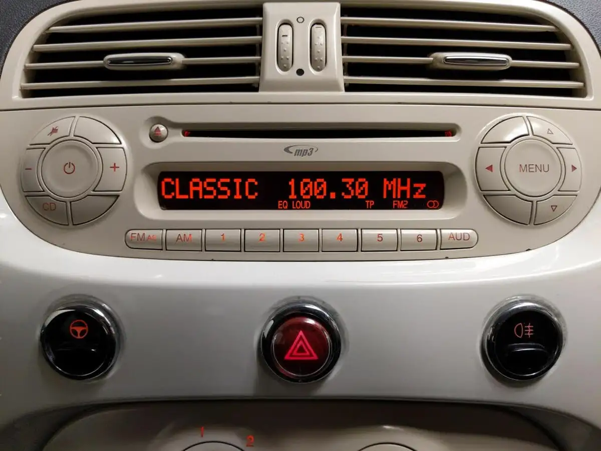 2015-fiat-500-12-pop-ss-big-10