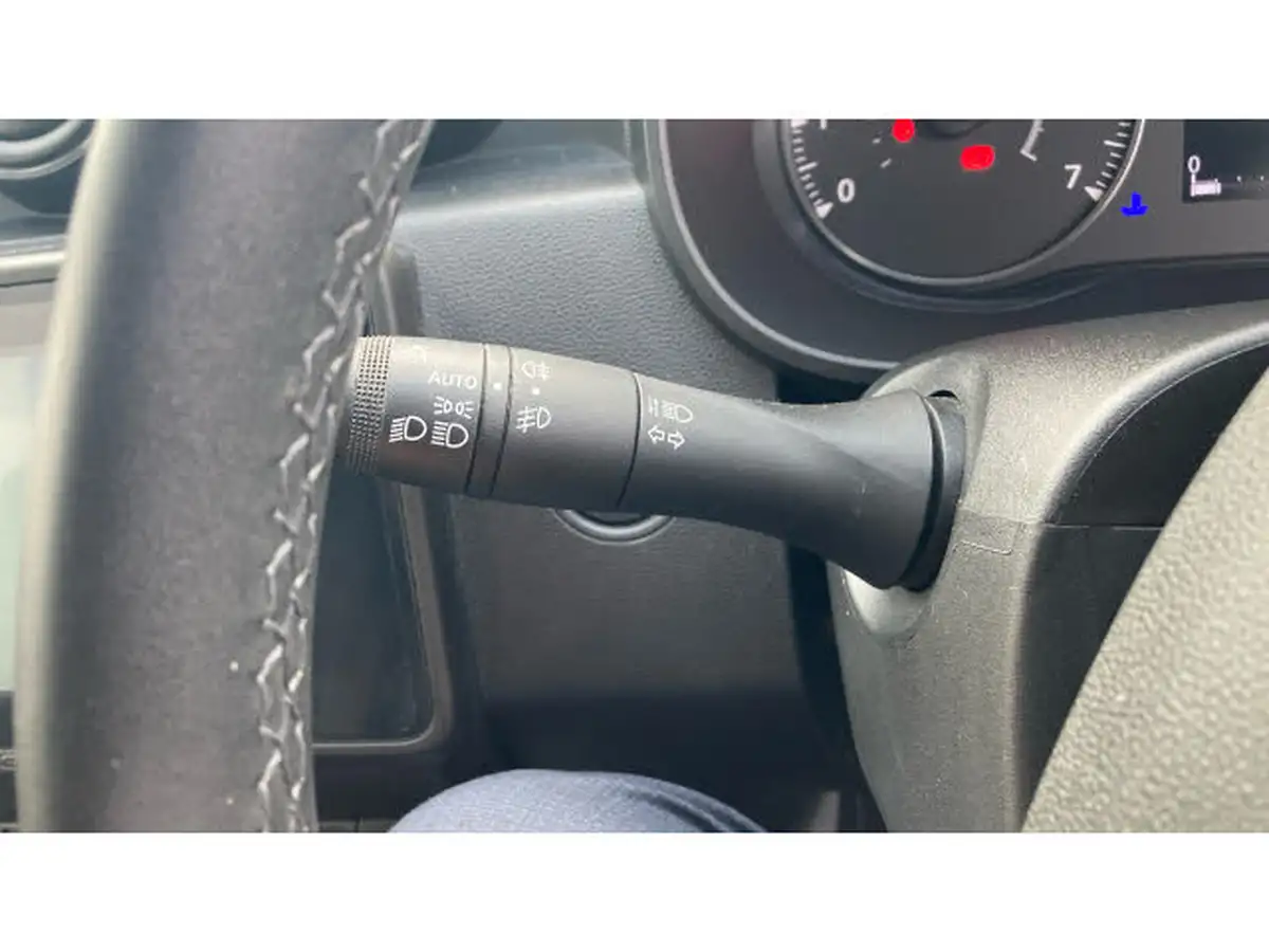2022-dacia-duster-13-tce-extreme-se-130bhp-big-30