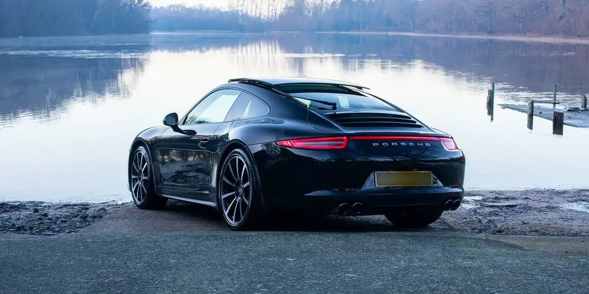 2012-porsche-911-38-carrera-4-s-400bhp-awd-coupe-pdk-big-3