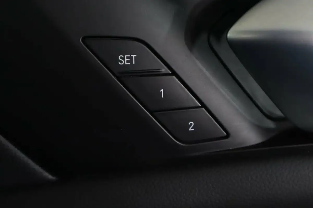 2021-bmw-x5-30-xdrive-45e-m-sport-big-28
