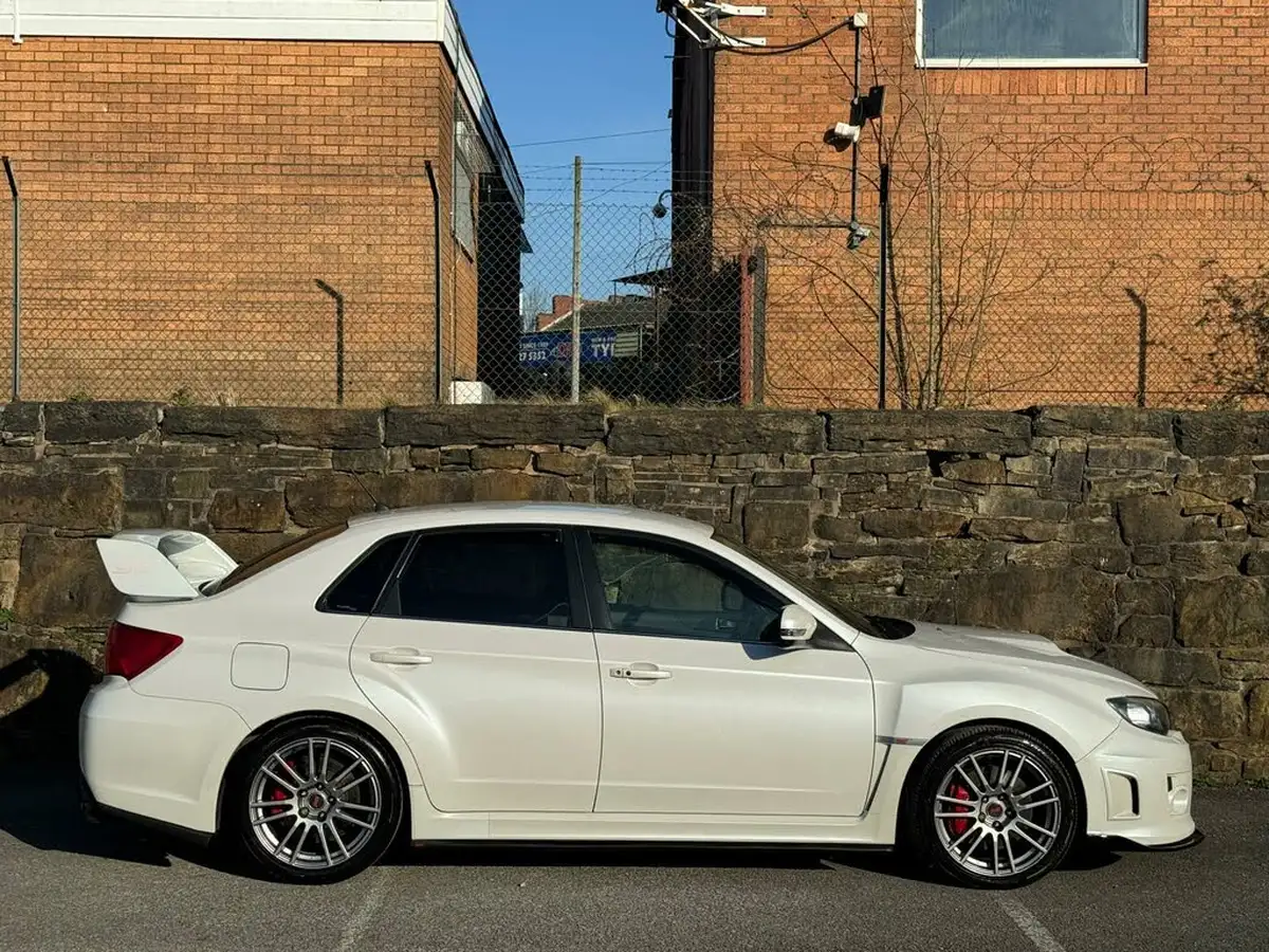 2012-subaru-wrx-25-sti-type-uk-saloon-4d-big-7