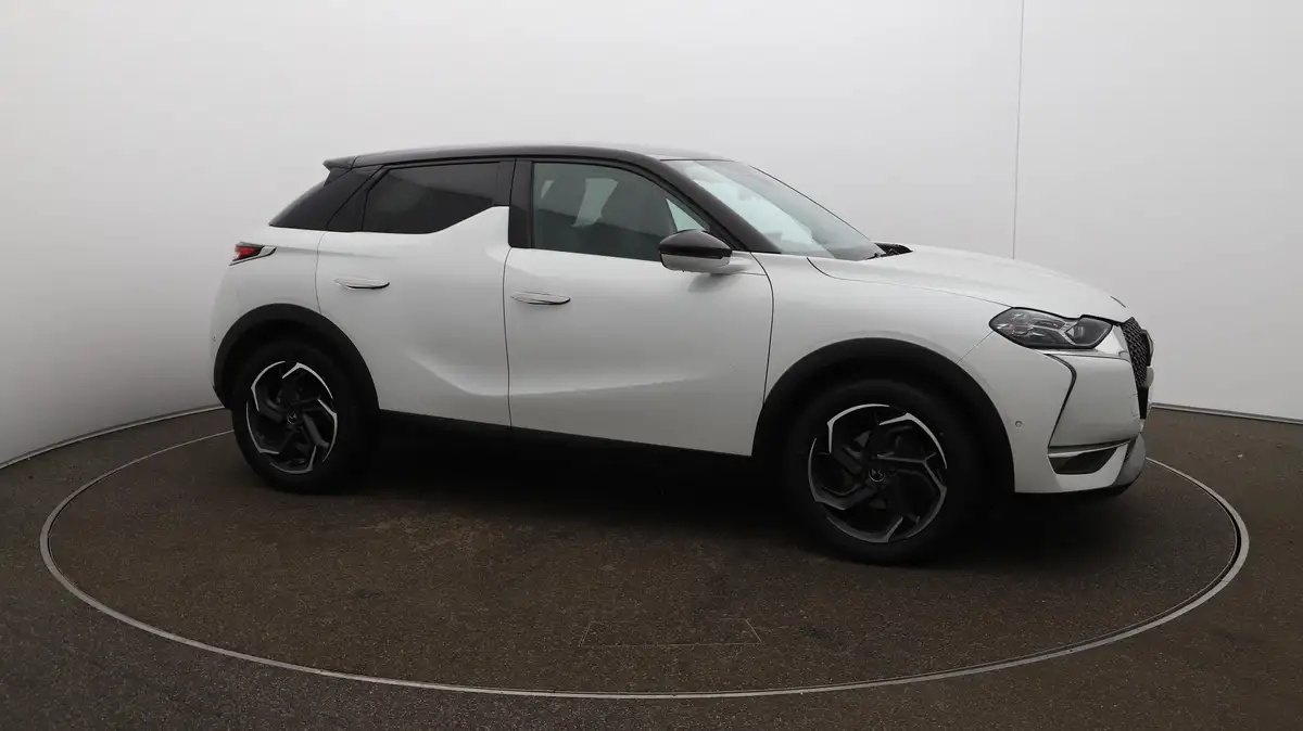2022-ds-ds-3-crossback-12-puretech-rivoli-130ps-big-38