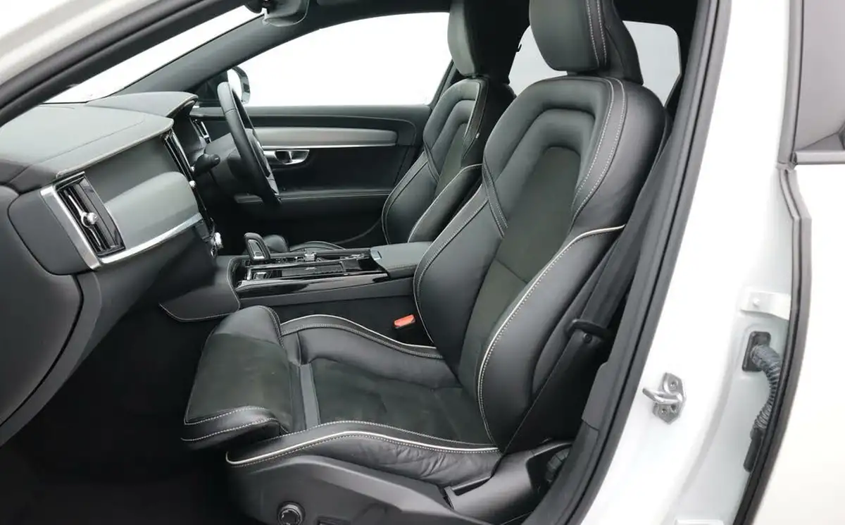 2021-volvo-v90-20-t6-r-design-350bhp-big-14