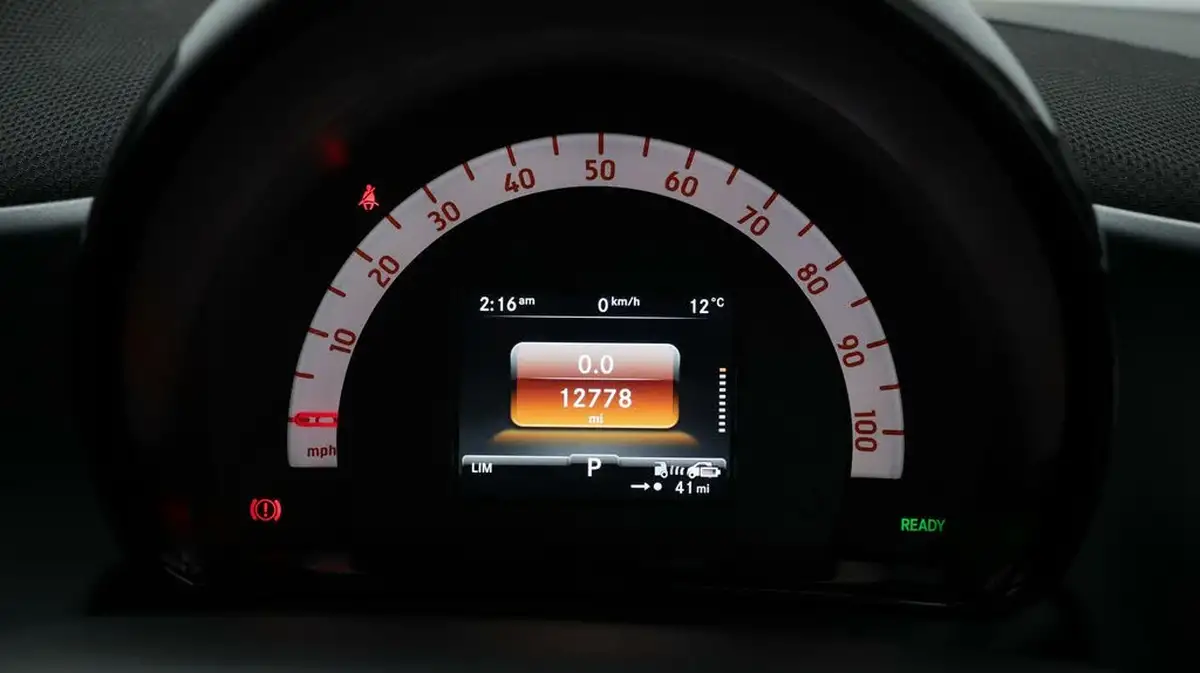 2020-smart-fortwo-eq-passion-advanced-big-10