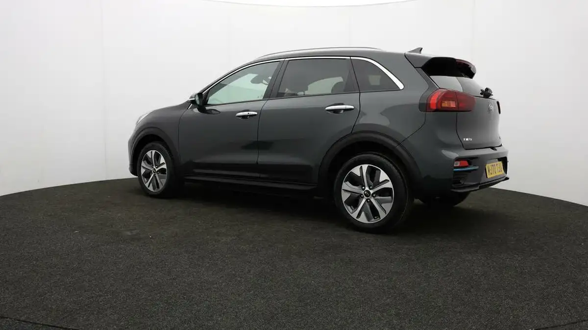 2020-kia-e-niro-ev-2-big-73