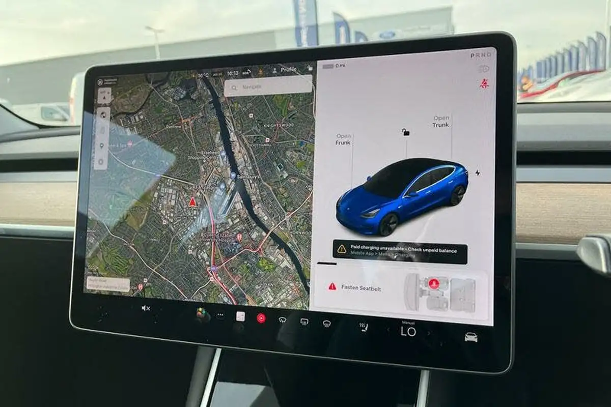 2020-tesla-model-3-e-long-range-big-22