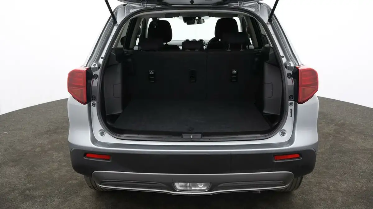 2023-suzuki-vitara-14-boosterjet-sz-t-big-16