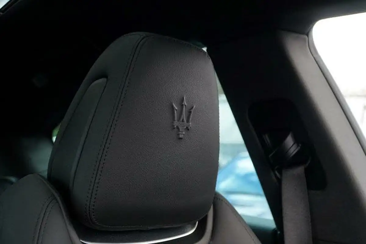 2021-maserati-levante-30-big-24